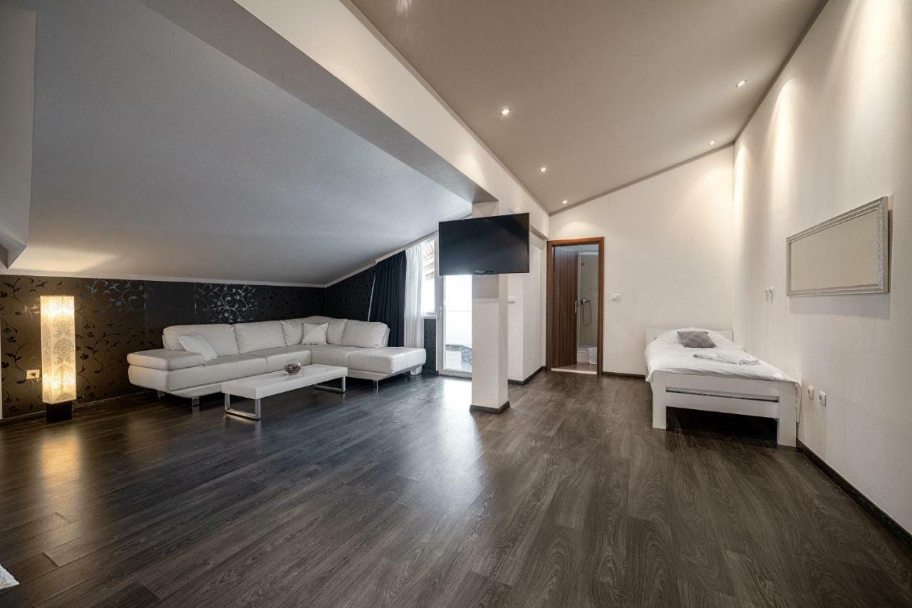 The Suites - Small Luxury Living 沃迪切 外观 照片